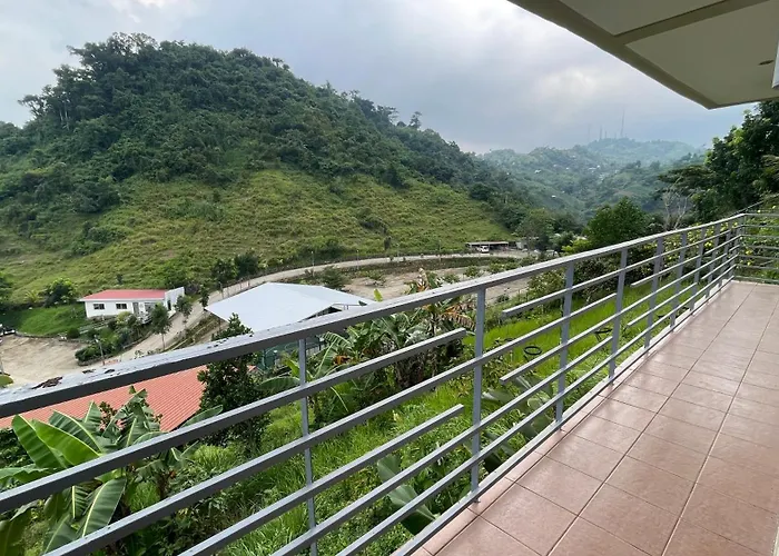 Serenity Farm And By Hiverooms Resort *